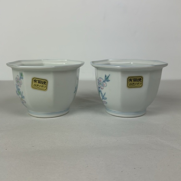 (2) Arita Ware Color of the Seasons Bowls White Blue Pink Flowers Japan pottery - Picture 4 of 10